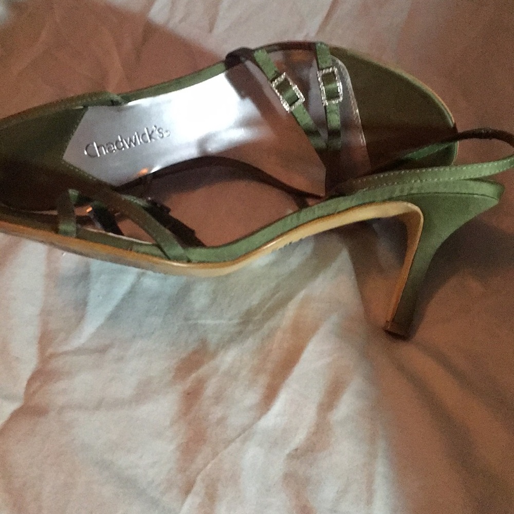 Shoes - Picture 4 of 4